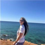 Profesora de Lengua y Literatura apta para todas las edades y niveles. Estaré encantada de ayudarte y adaptarme a tus necesidades!